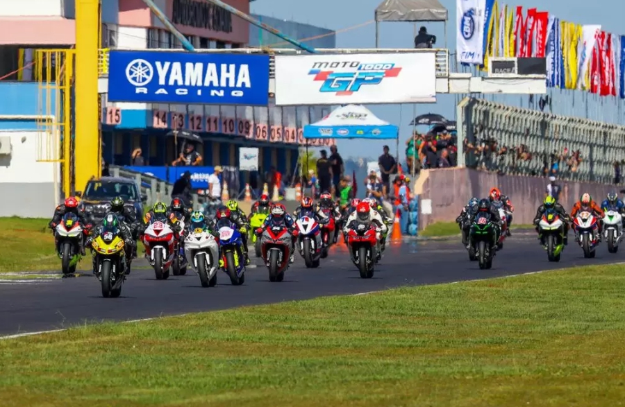 Nos 50 anos do autódromo de Goiânia Pneus Express apoia o MOTO1000GP