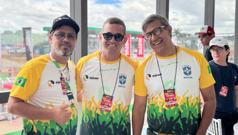 MotoGP1000 é um dos principais eventos do motociclismo nacional e reúne apaixonados por velocidade, tecnologia, estrada e performance sobre rodas. Neste ano, a Pneus Express marcou presença no evento ao lado de clientes, parceiros e convidados especiais, reforçando relacionamento, proximidade e conexão com pessoas que fazem parte do dia a dia da empresa.