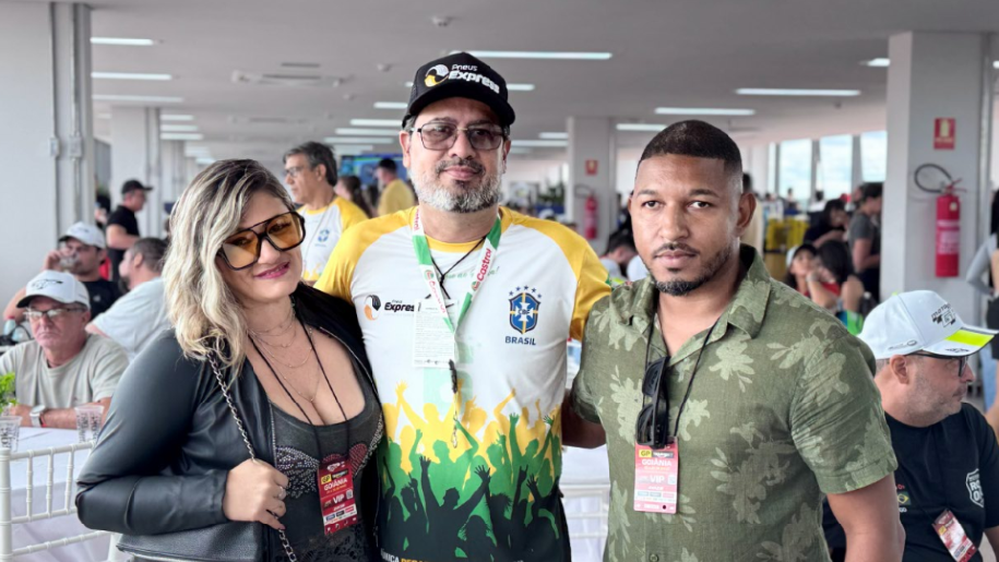 MotoGP1000 é um dos principais eventos do motociclismo nacional e reúne apaixonados por velocidade, tecnologia, estrada e performance sobre rodas. Neste ano, a Pneus Express marcou presença no evento ao lado de clientes, parceiros e convidados especiais, reforçando relacionamento, proximidade e conexão com pessoas que fazem parte do dia a dia da empresa.